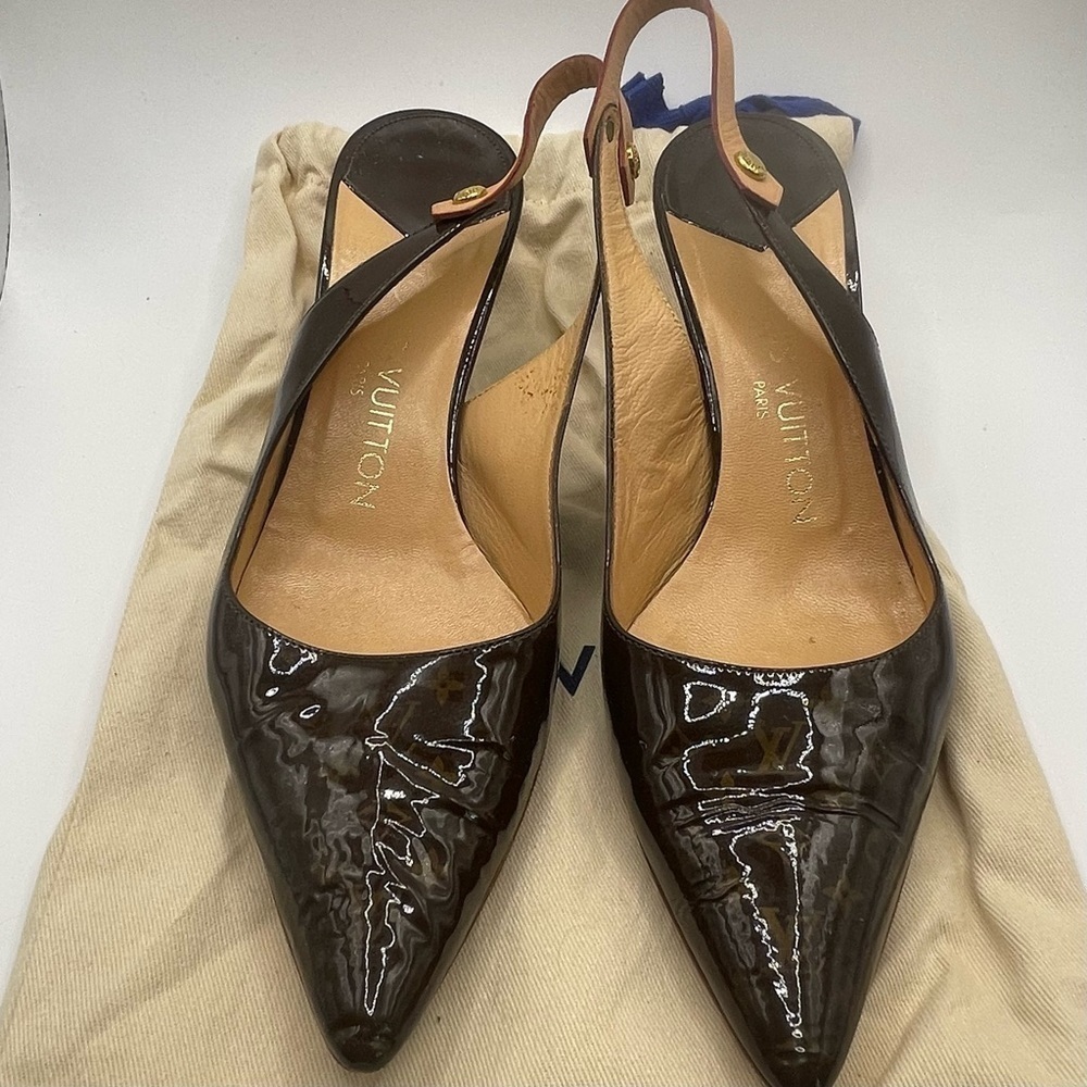 Louis Vuitton | Brown Patent Leather Pointed
Toe Slingback Sandals Heals | EU36 - Picture 2 of 15